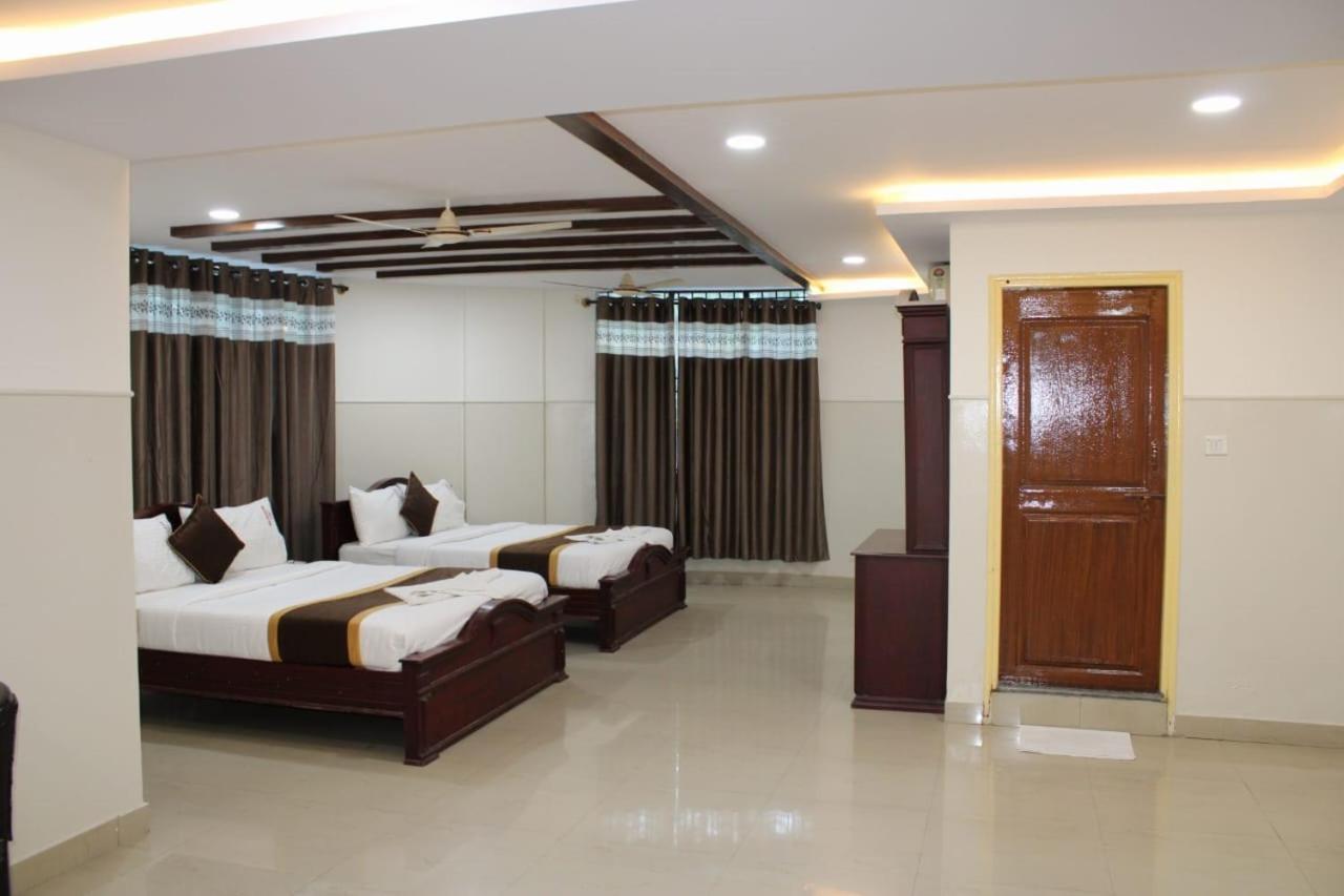 Maldives Inn Bangalore Bagian luar foto